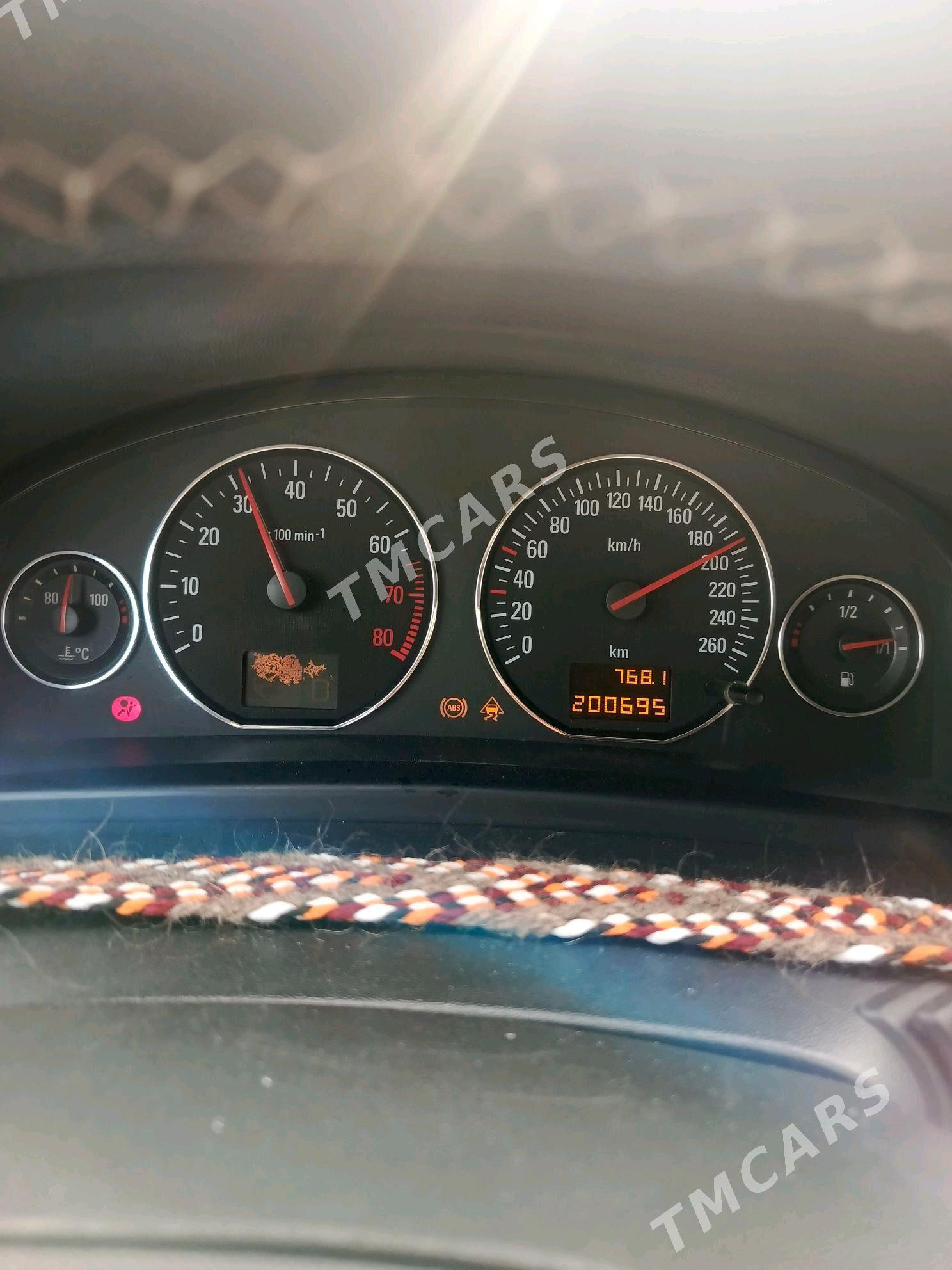 Opel Signum 2003 - 90 000 TMT - Büzmeýin GRES - img 5