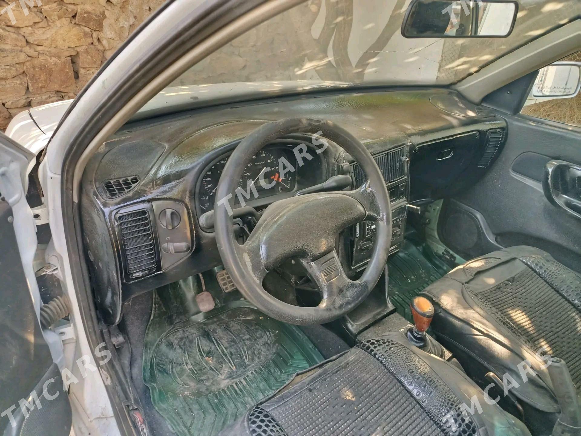 Volkswagen Polo 1999 - 16 000 TMT - Hojambaz - img 3