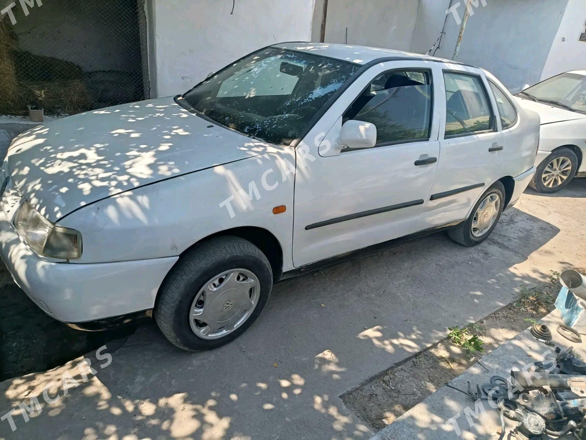 Volkswagen Polo 1999 - 16 000 TMT - Hojambaz - img 2