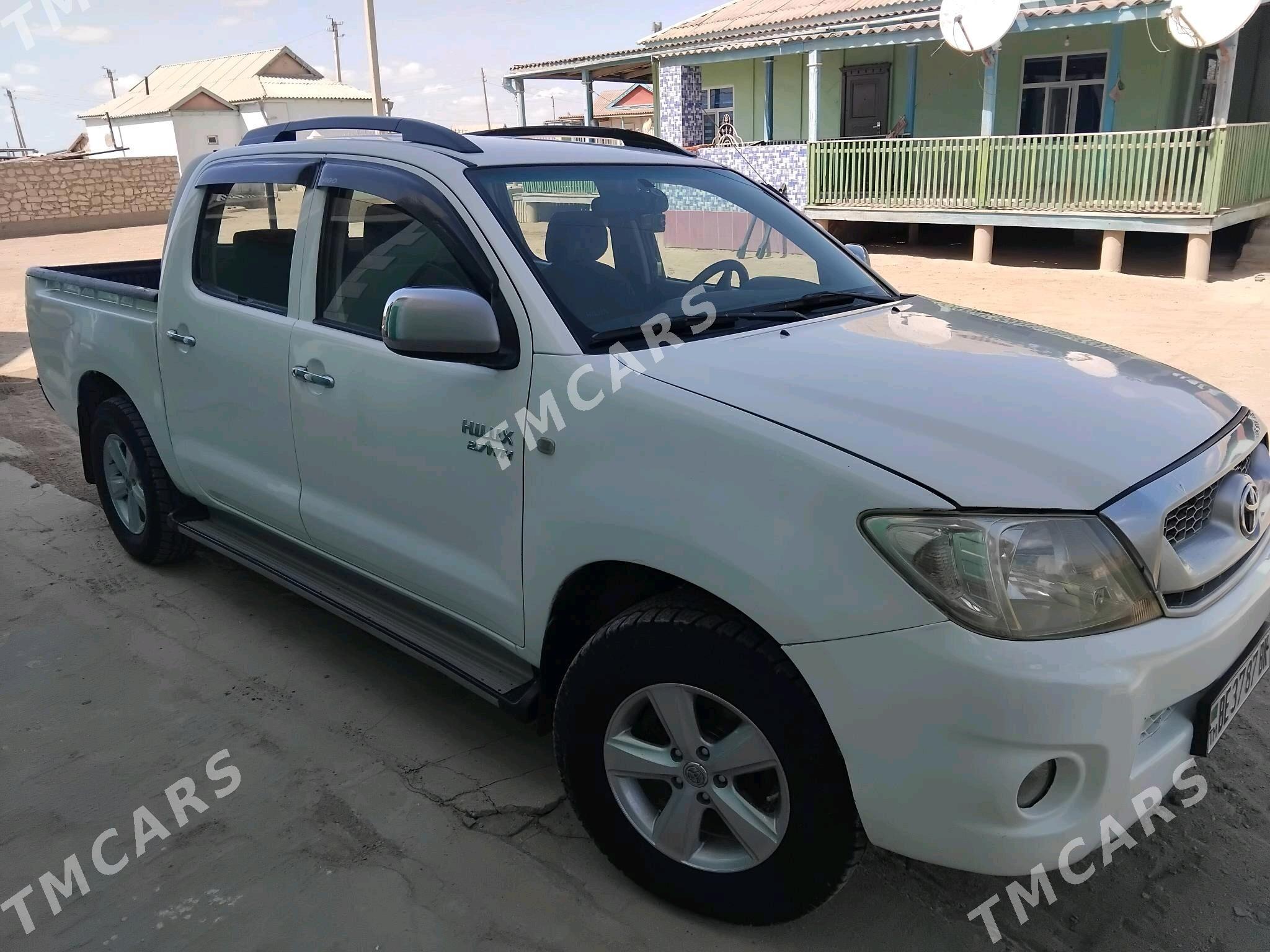 Toyota Hilux 2008 - 219 000 TMT - Balkanabat - img 7