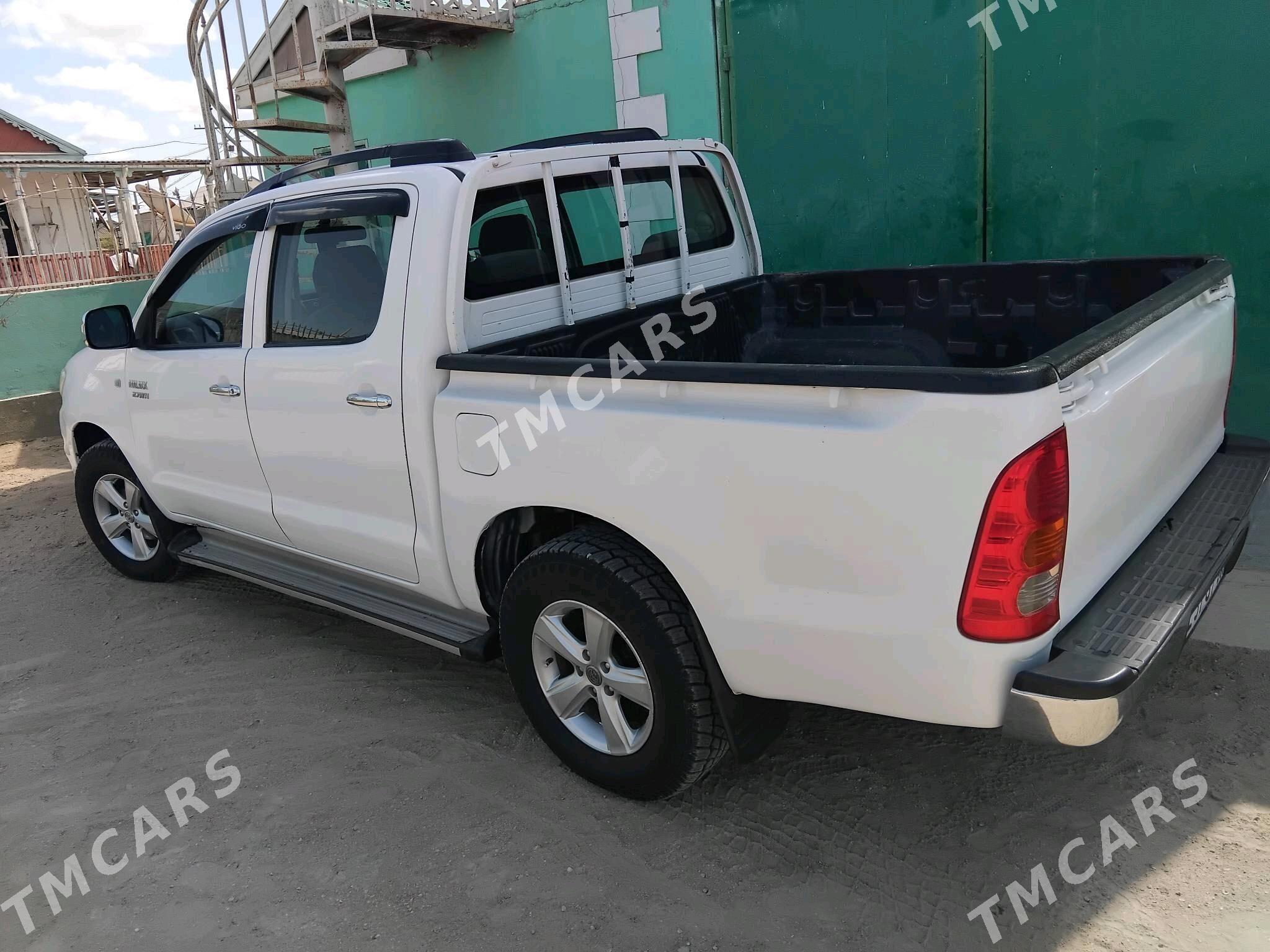 Toyota Hilux 2008 - 219 000 TMT - Balkanabat - img 10