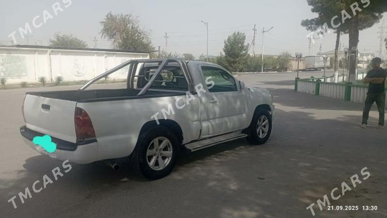 Toyota Tacoma 2008 - 170 000 TMT - Туркменабат - img 3