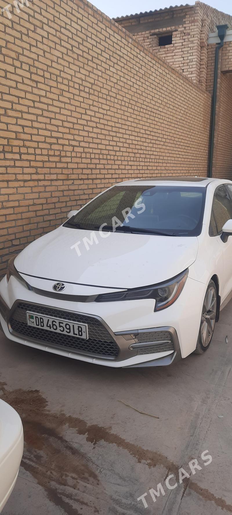 Toyota Corolla 2019 - 270 000 TMT - Туркменабат - img 4