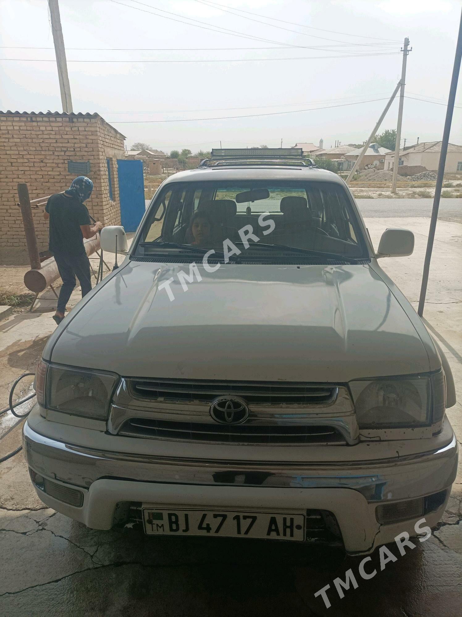 Toyota 4Runner 1998 - 115 000 TMT - Kaka - img 1