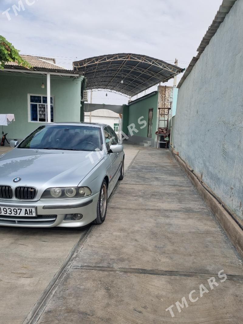 BMW E39 1998 - 135 000 TMT - Кака - img 8