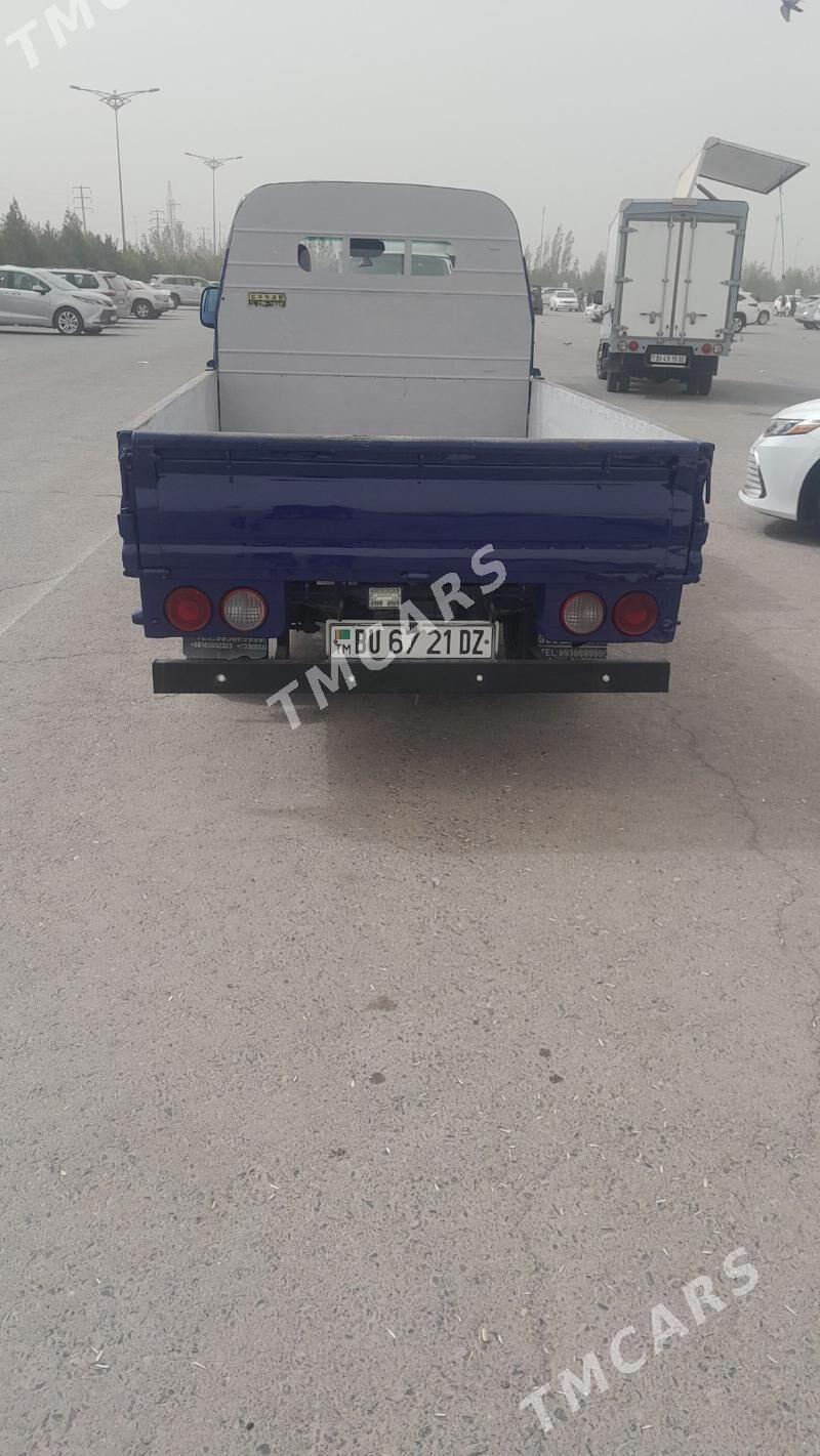 Kia Bongo 2005 - 150 000 TMT - Дашогуз - img 4