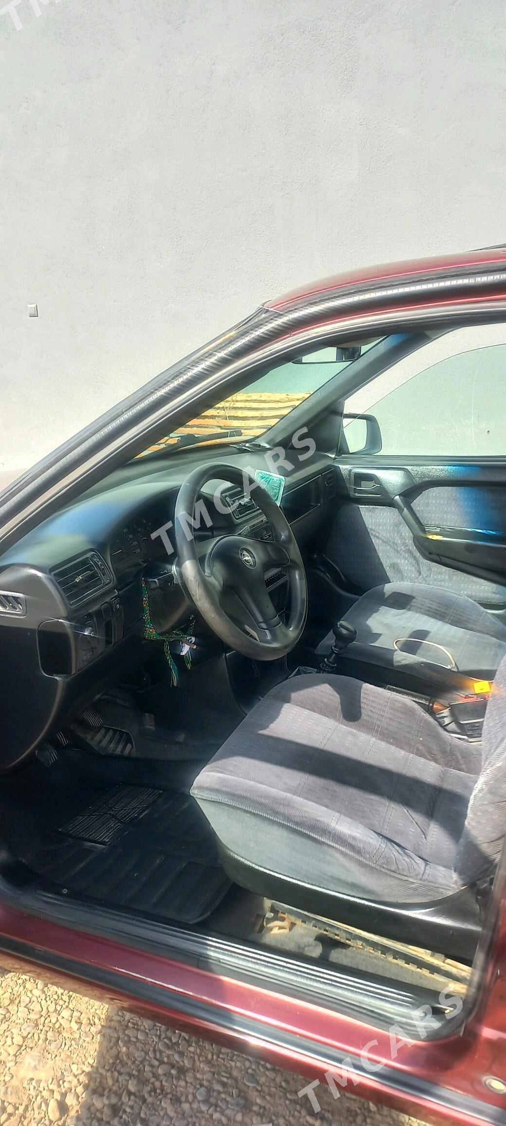 Opel Vectra 1993 - 40 000 TMT - Мары - img 6