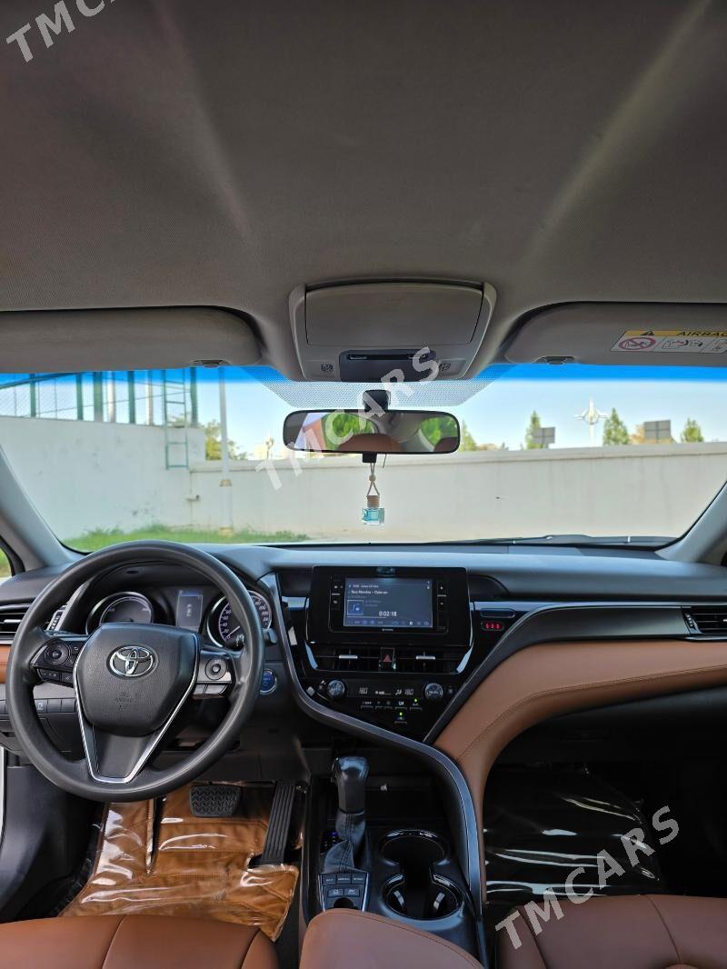 Toyota Camry Hybrid 2021 - 255 000 TMT - Aşgabat - img 3
