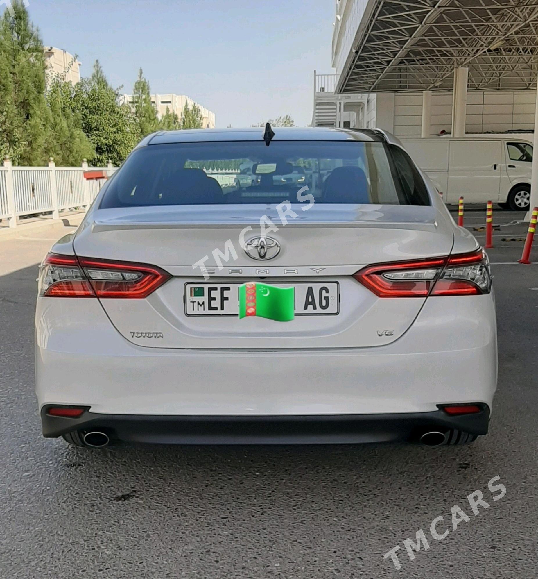 Toyota Camry 2022 - 450 000 TMT - Aşgabat - img 2