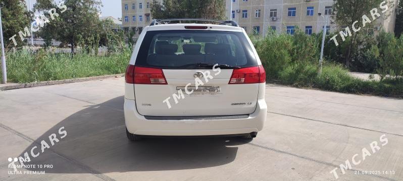 Toyota Sienna 2004 - 250 000 TMT - Türkmenabat - img 3