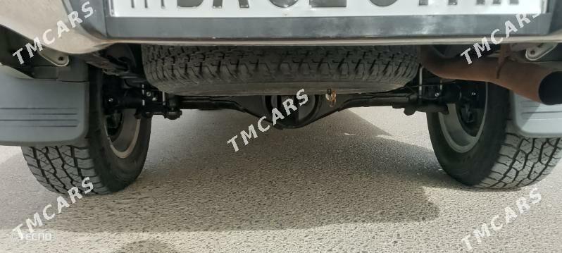 Toyota Hilux 2013 - 400 000 TMT - Мары - img 8
