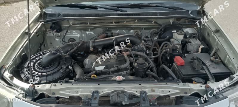 Toyota Hilux 2013 - 400 000 TMT - Мары - img 9