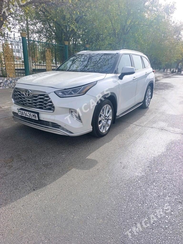 Toyota Highlander 2022 - 580 000 TMT - Мары - img 6