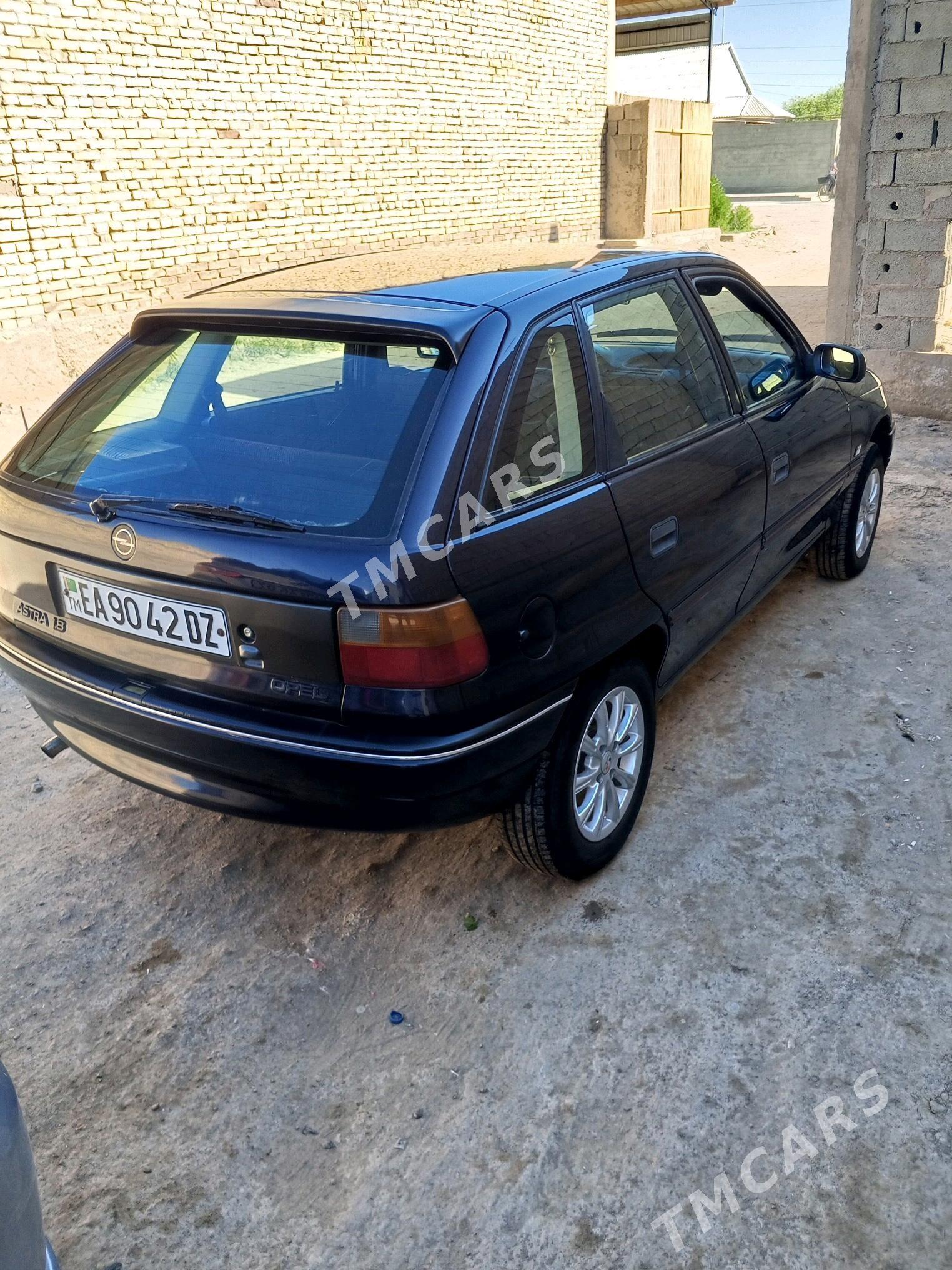 Opel Astra 1994 - 42 000 TMT - Кёнеургенч - img 3
