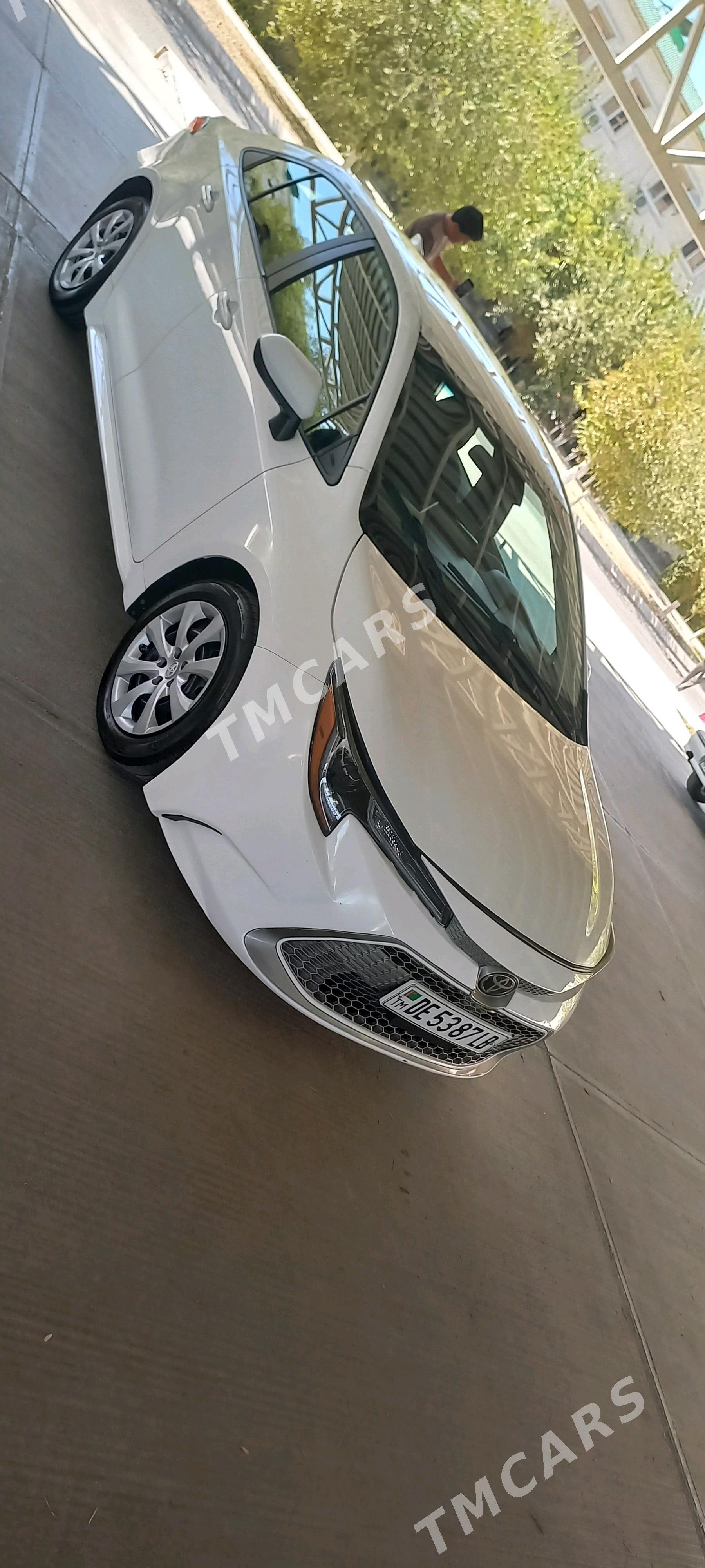 Toyota Corolla 2021 - 220 000 TMT - Garabekewül - img 3