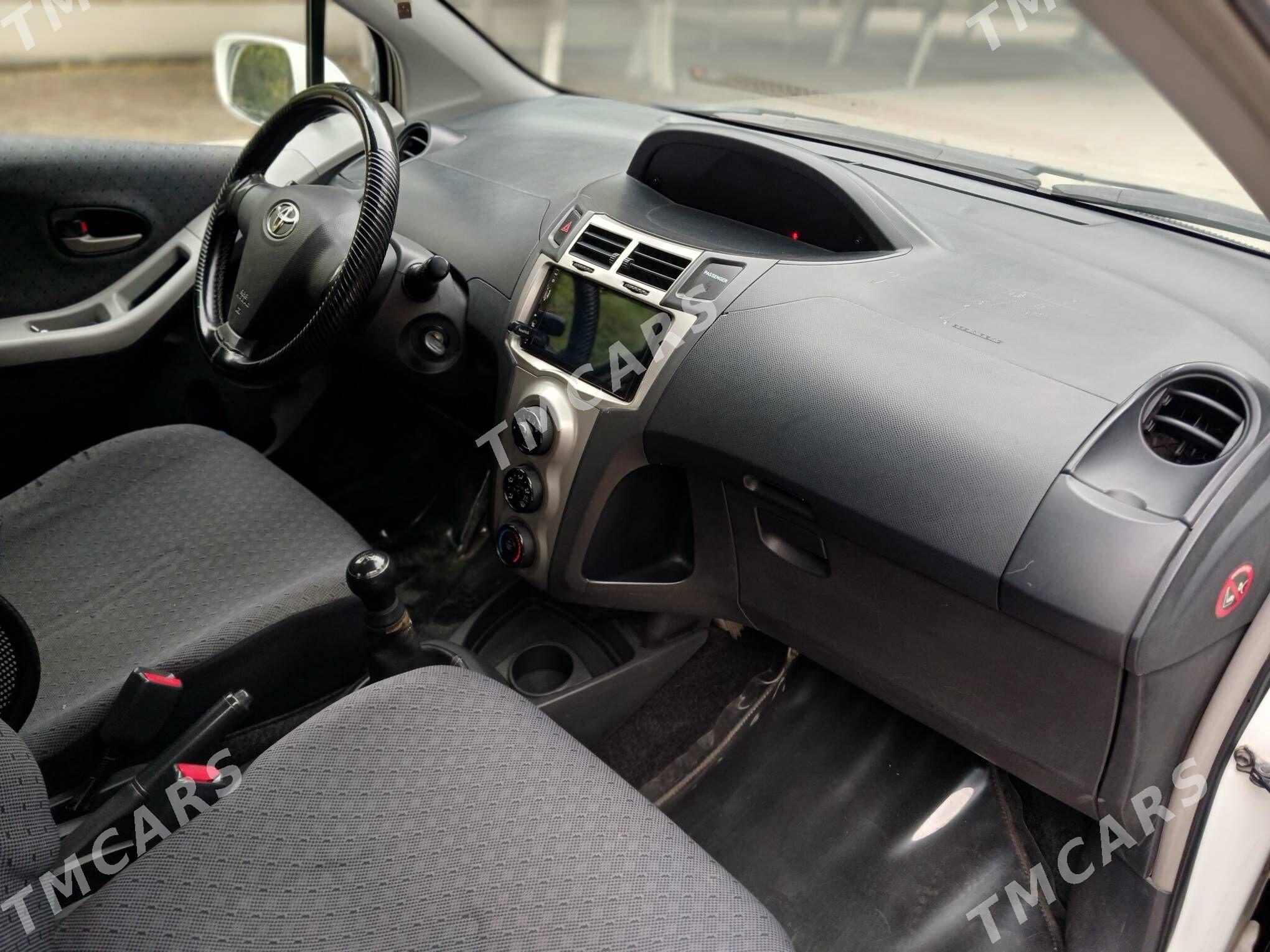 Toyota Yaris 2008 - 115 000 TMT - Бекреве - img 5