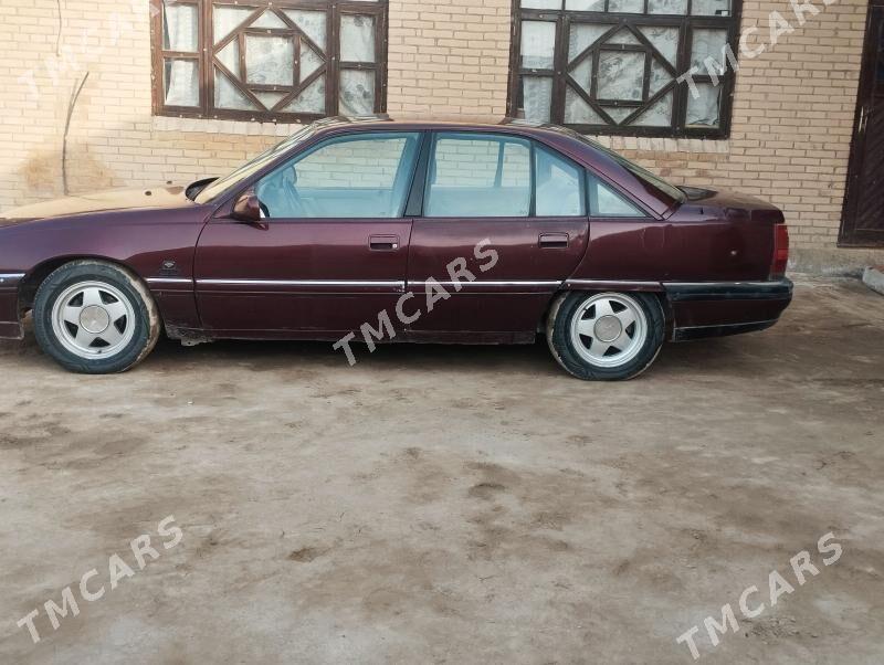 Opel Omega 1991 - 26 000 TMT - Farap - img 4
