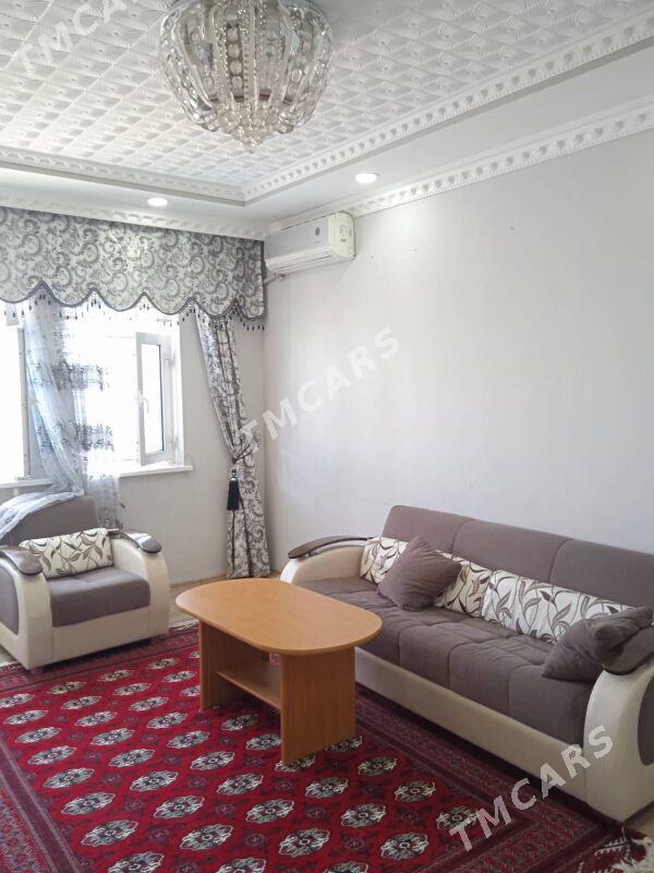 №291 Gowdan Arkacka 3+1komnat - Ашхабад - img 1