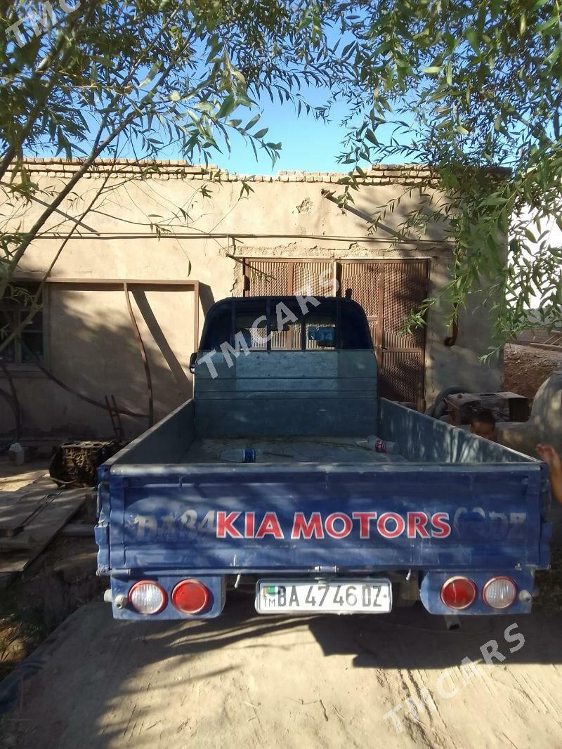 Kia Bongo 2010 - 158 000 TMT - Гурбансолтан Едже - img 3