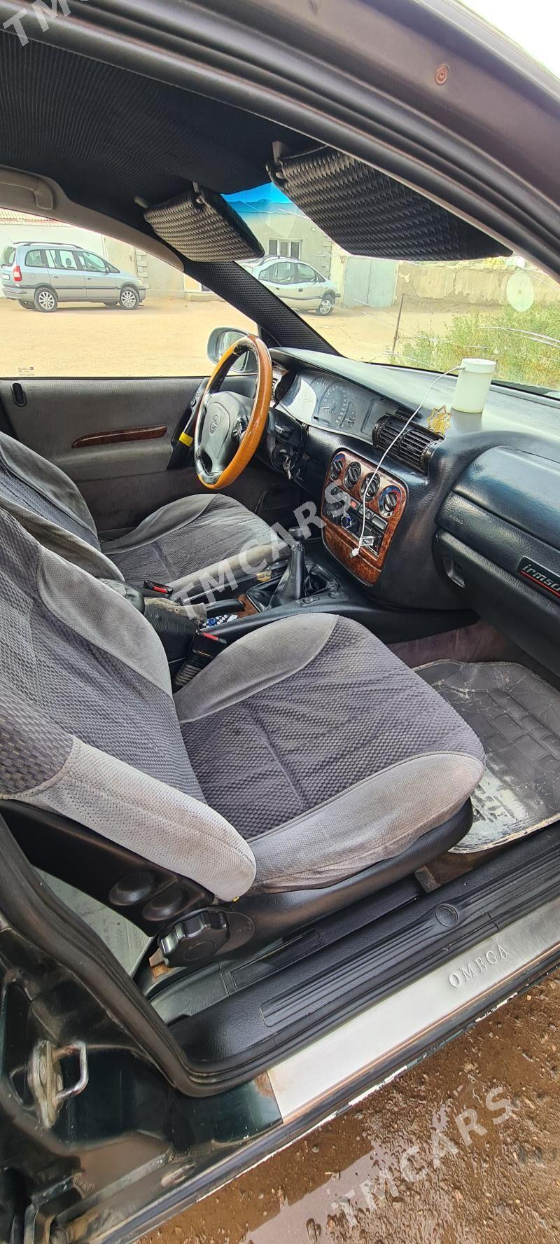Opel Omega 1996 - 28 000 TMT - Дашогуз - img 3