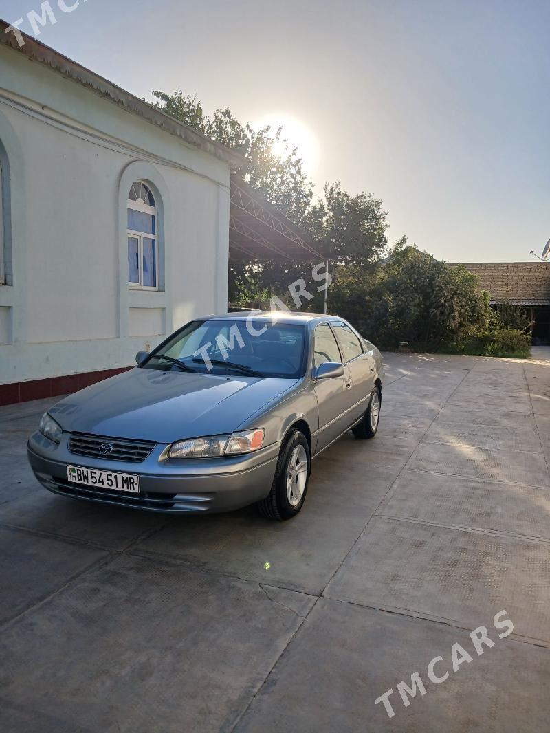 Toyota Camry 1999 - 128 000 TMT - Мары - img 4