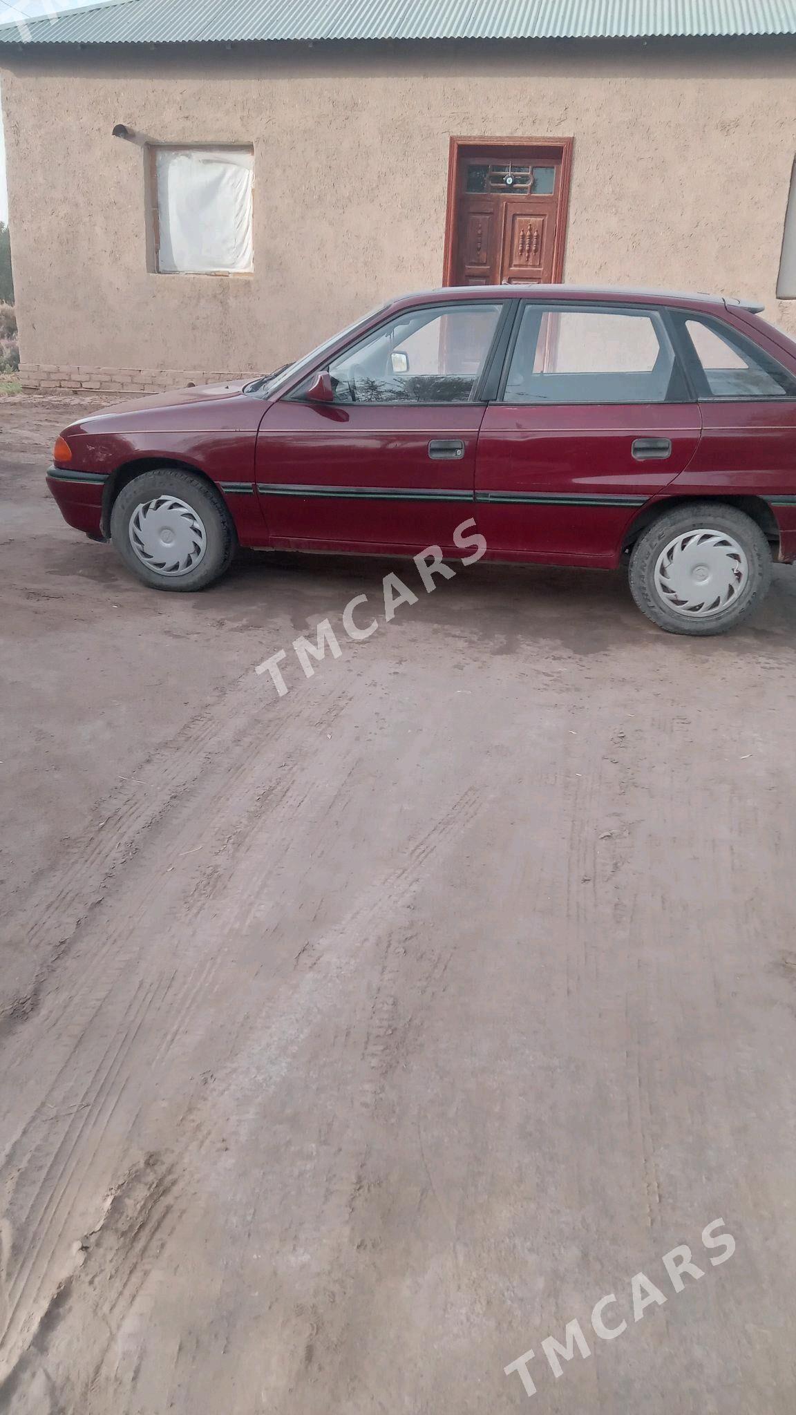 Opel Astra 1995 - 42 000 TMT - Gurbansoltan Eje - img 5