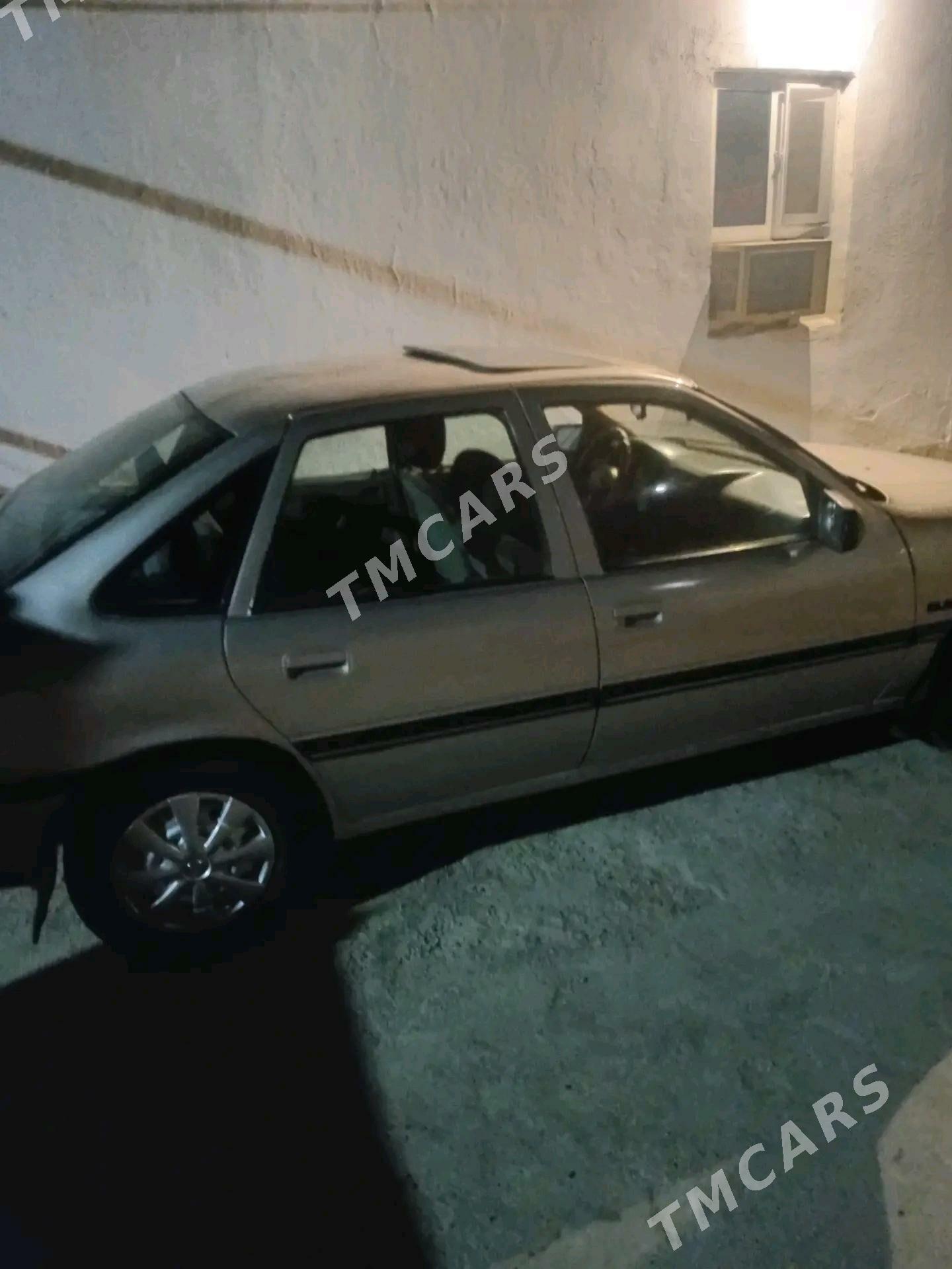 Opel Vectra 1991 - 38 000 TMT - Köýtendag - img 3