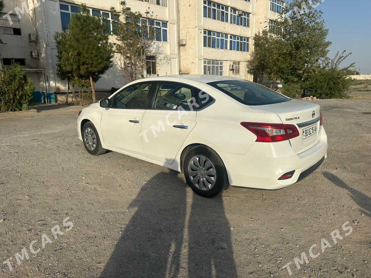 Nissan Sentra 2017 - 147 000 TMT - Бузмеин - img 2