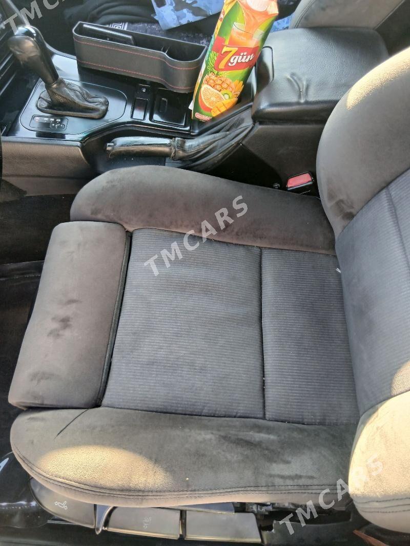BMW E39 2001 - 95 000 TMT - Балканабат - img 3