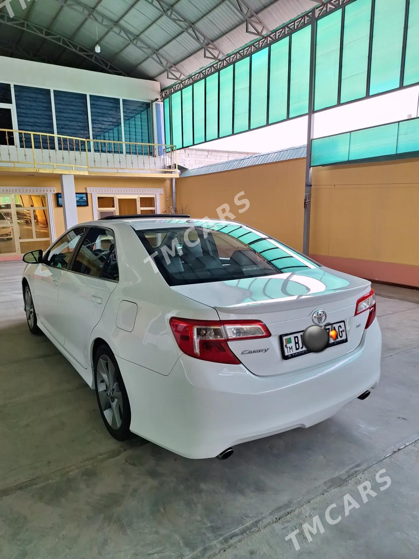 Toyota Camry 2013 - 270 000 TMT - Aşgabat - img 3