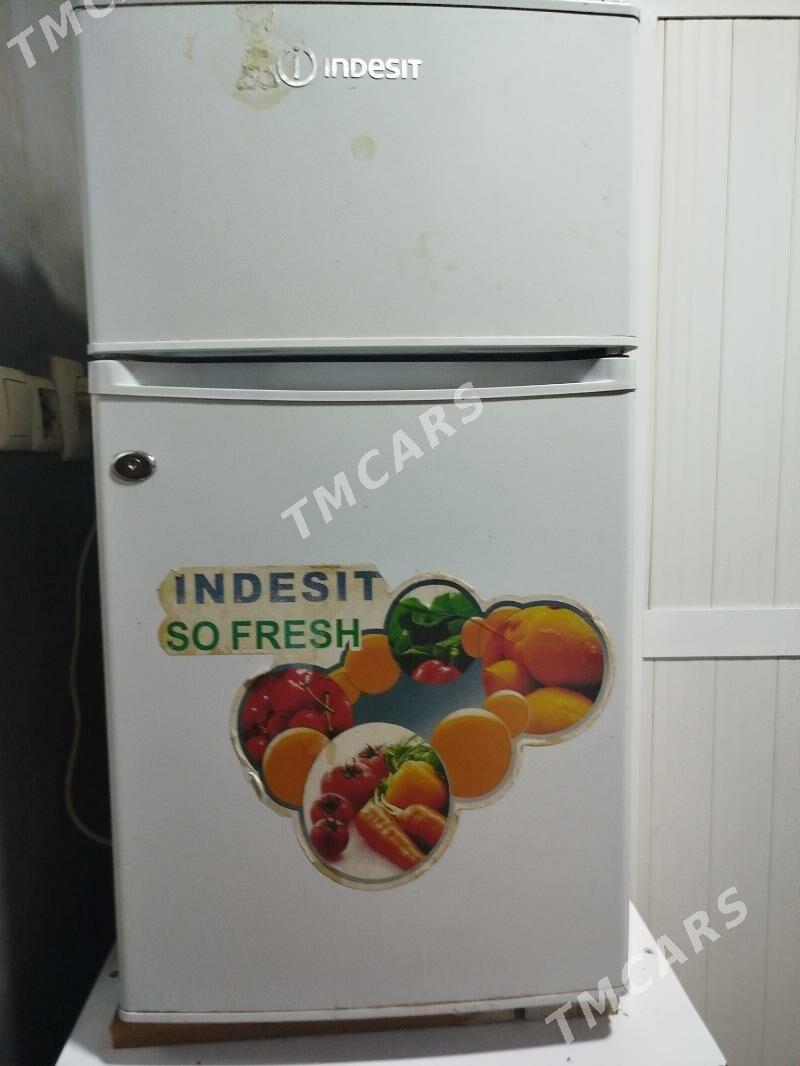 Indesit holadilnik - Бузмеин - img 3