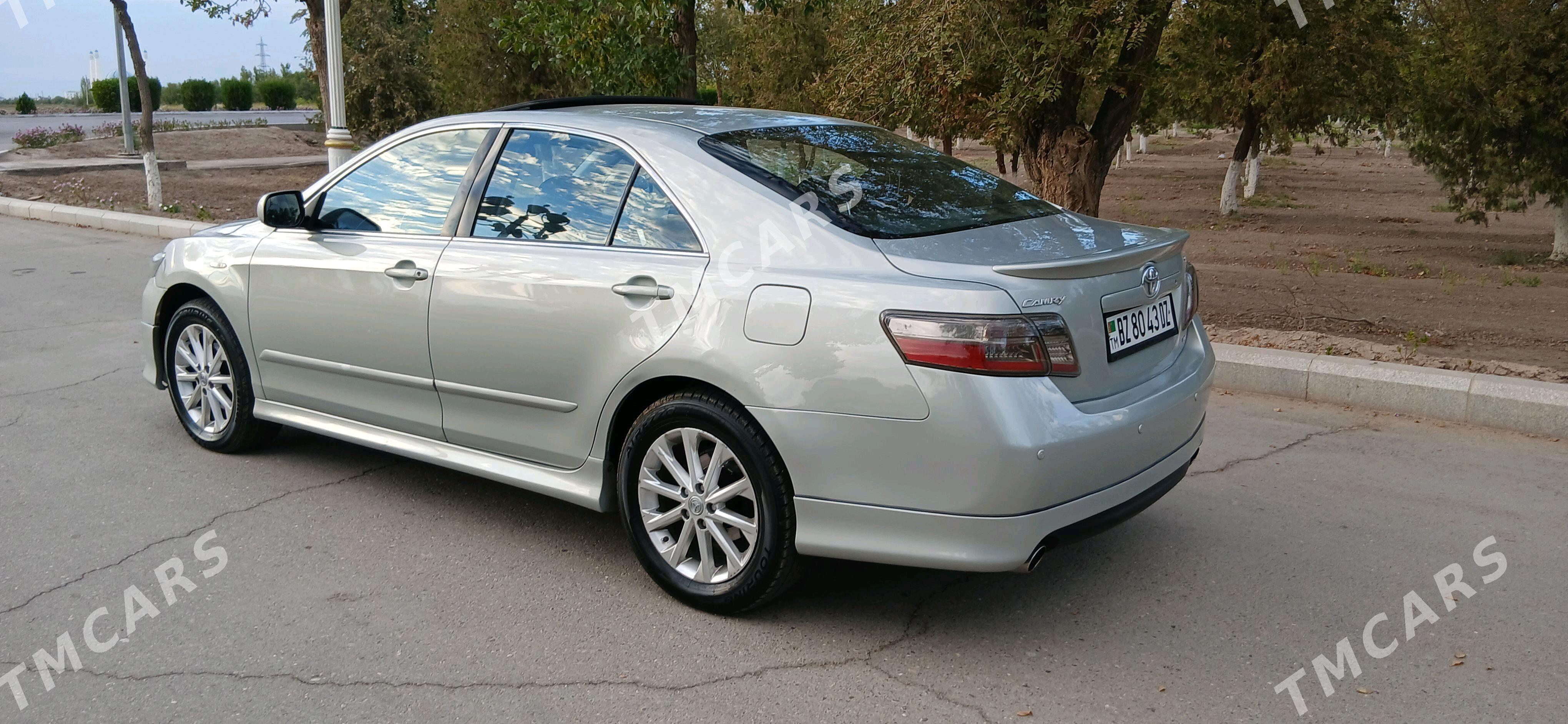 Toyota Camry 2011 - 175 000 TMT - Дашогуз - img 4