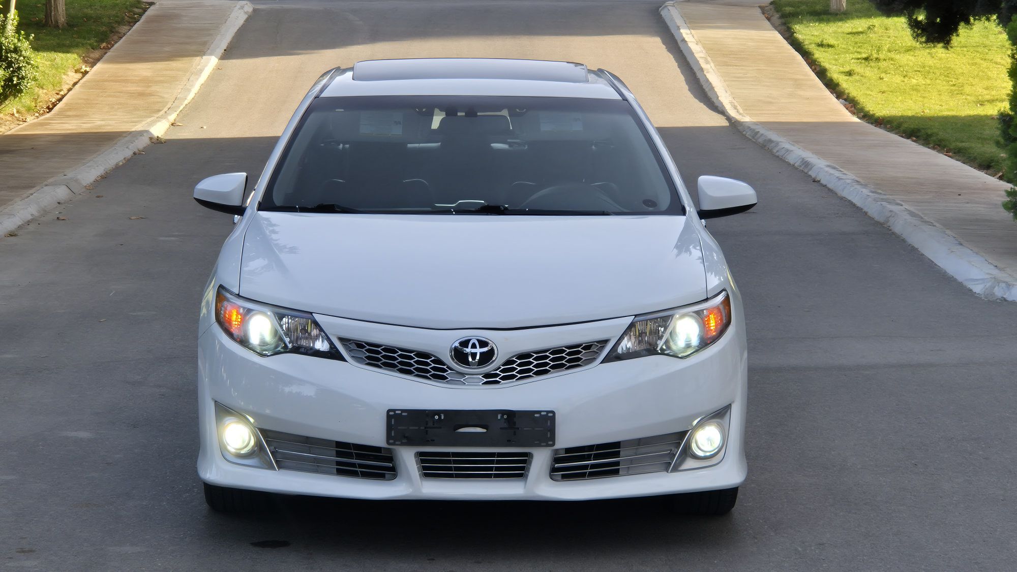 Toyota Camry 2012 - 252 000 TMT - Ашхабад - img 4