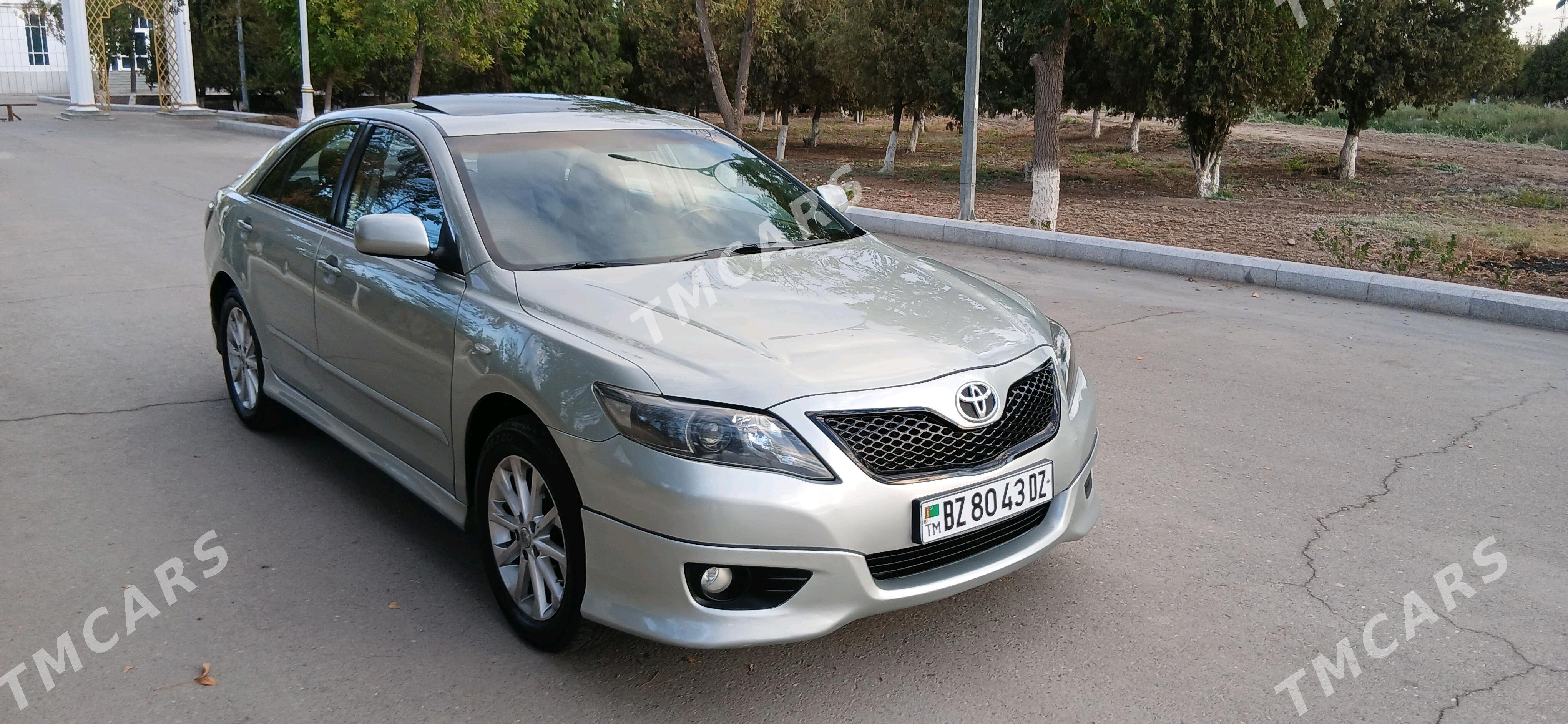 Toyota Camry 2011 - 175 000 TMT - Дашогуз - img 6