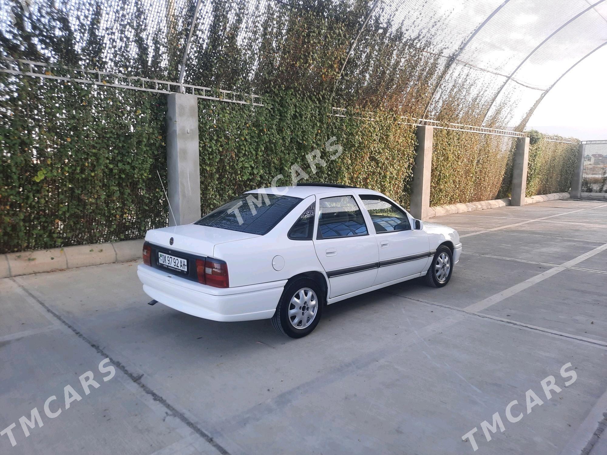Opel Vectra 1993 - 49 000 TMT - Bäherden - img 1
