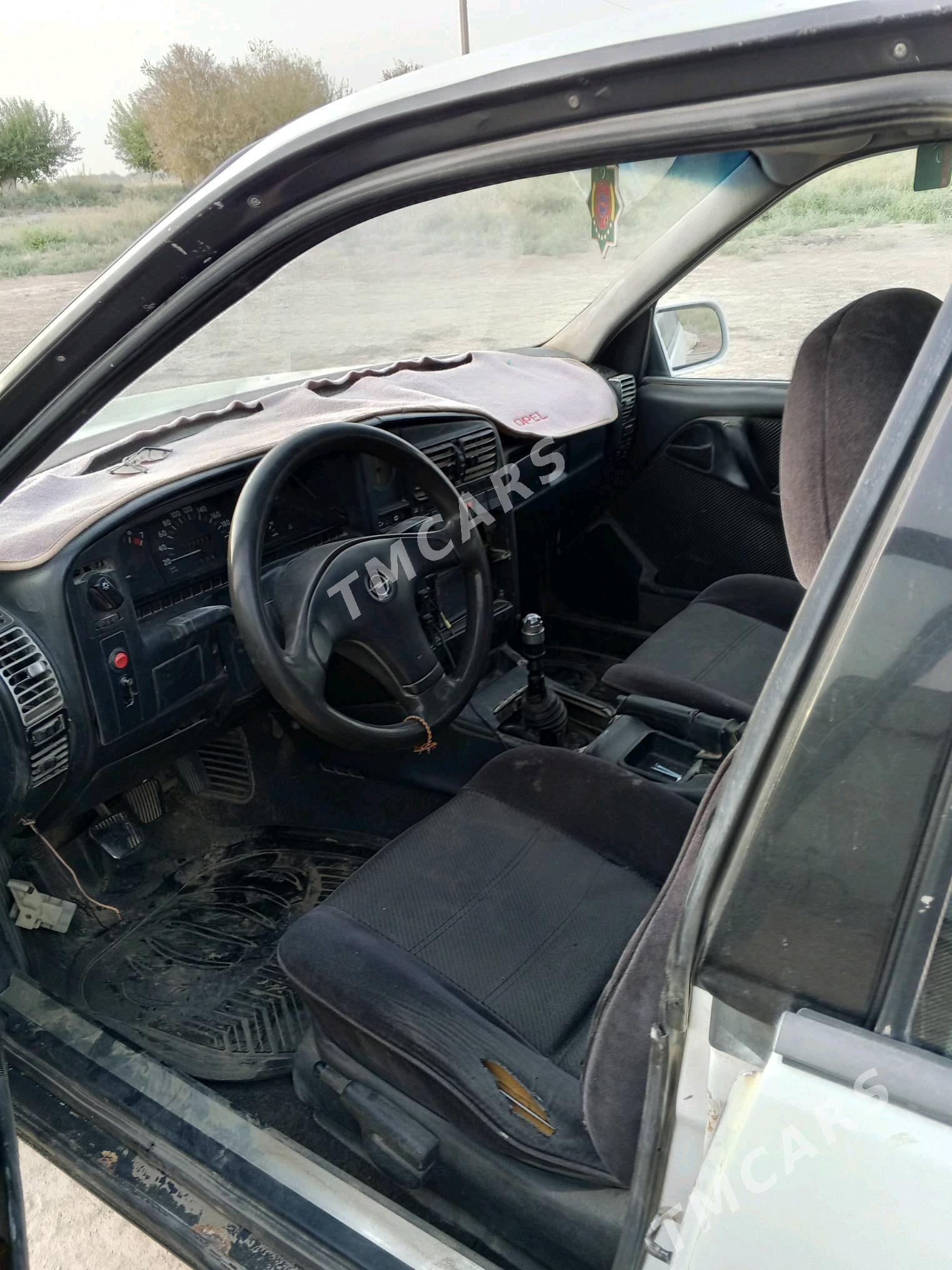 Opel Omega 1994 - 20 000 TMT - Байрамали - img 2