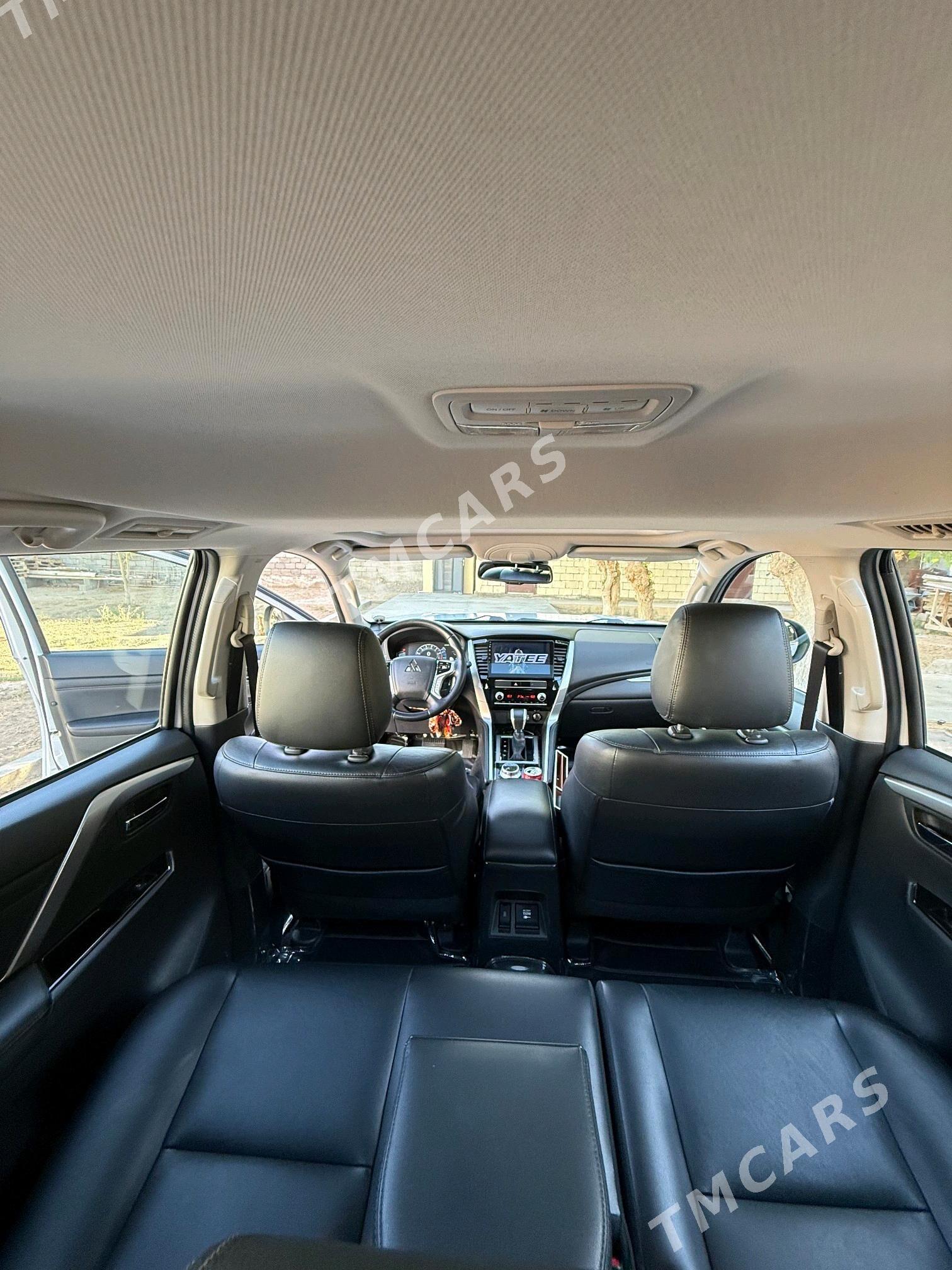 Mitsubishi Pajero 2020 - 435 000 TMT - Aşgabat - img 3