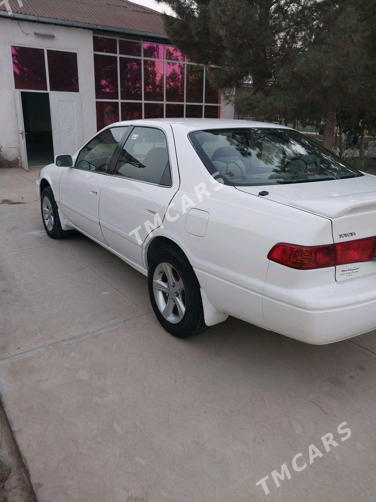 Toyota Camry 2001 - 145 000 TMT - Койтендаг - img 6