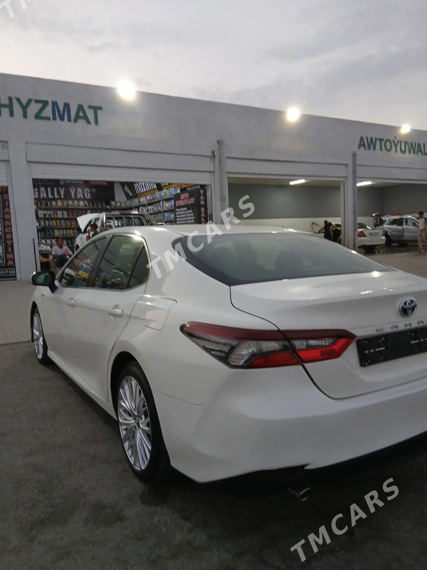 Toyota Camry Hybrid 2021 - 255 000 TMT - Aşgabat - img 2