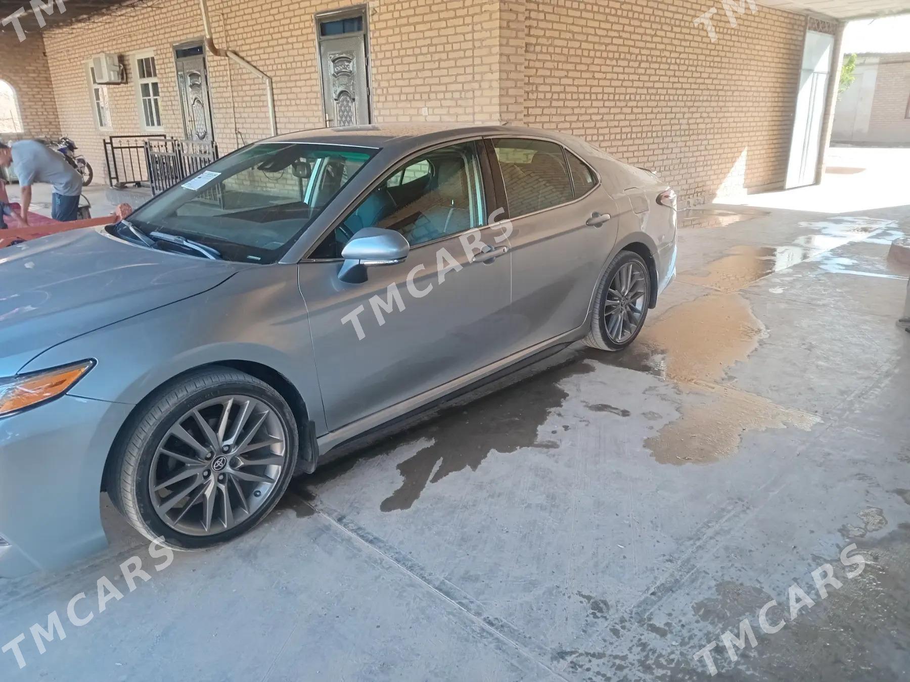 Toyota Camry 2020 - 300 000 TMT - Dostluk - img 2