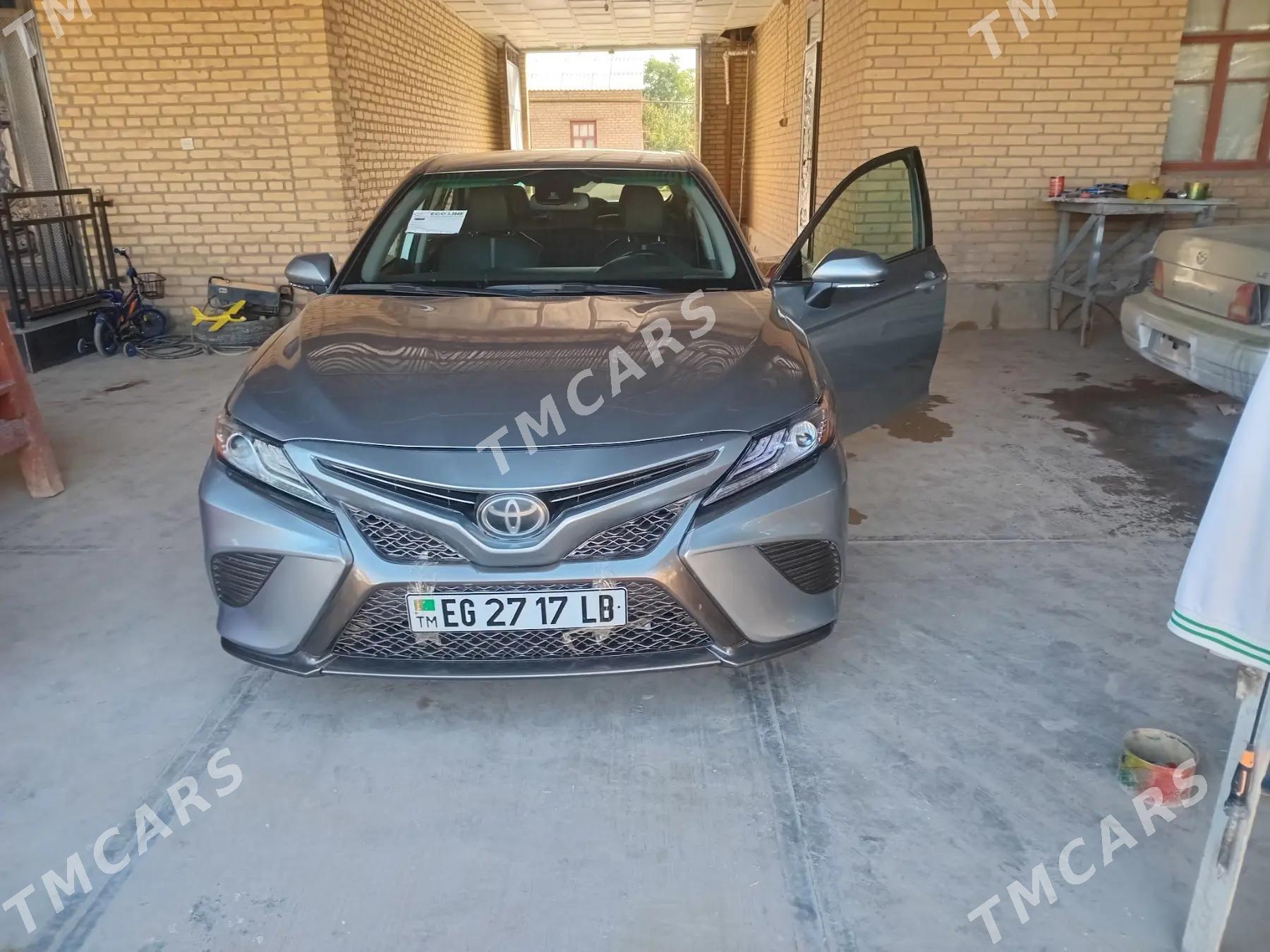 Toyota Camry 2020 - 300 000 TMT - Dostluk - img 3