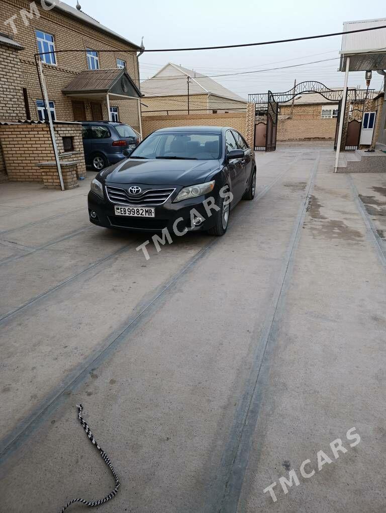 Toyota Camry 2011 - 170 000 TMT - Мары - img 6
