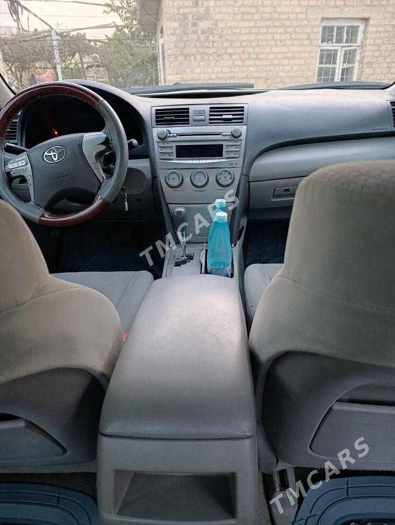 Toyota Camry 2011 - 170 000 TMT - Мары - img 5