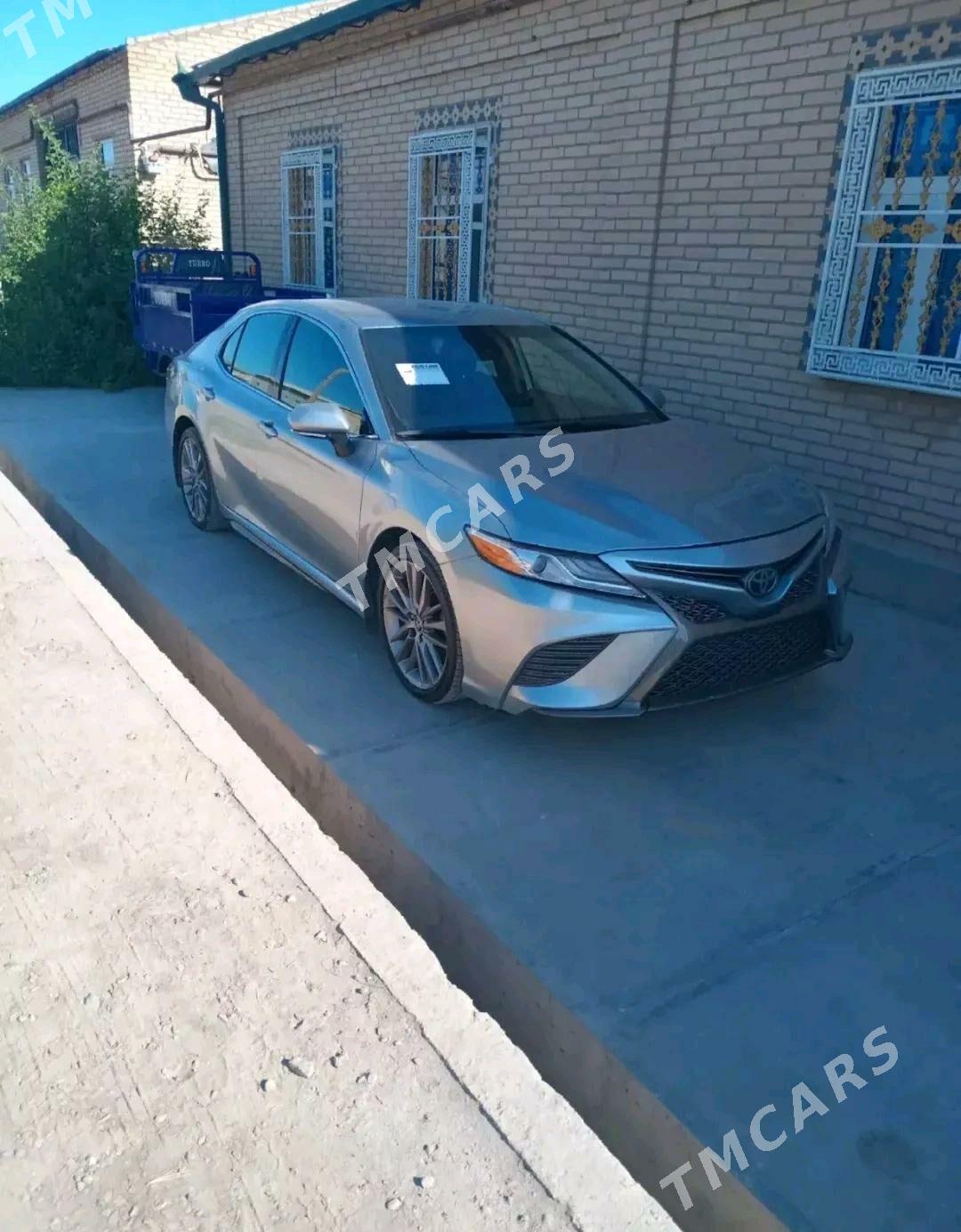 Toyota Camry 2020 - 300 000 TMT - Dostluk - img 8
