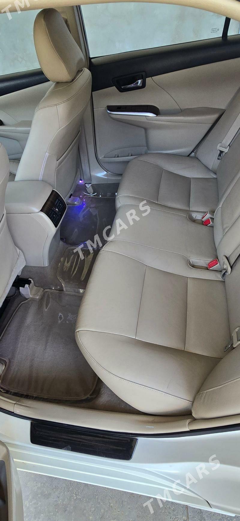 Toyota Aurion 2013 - 360 000 TMT - Bäherden - img 3