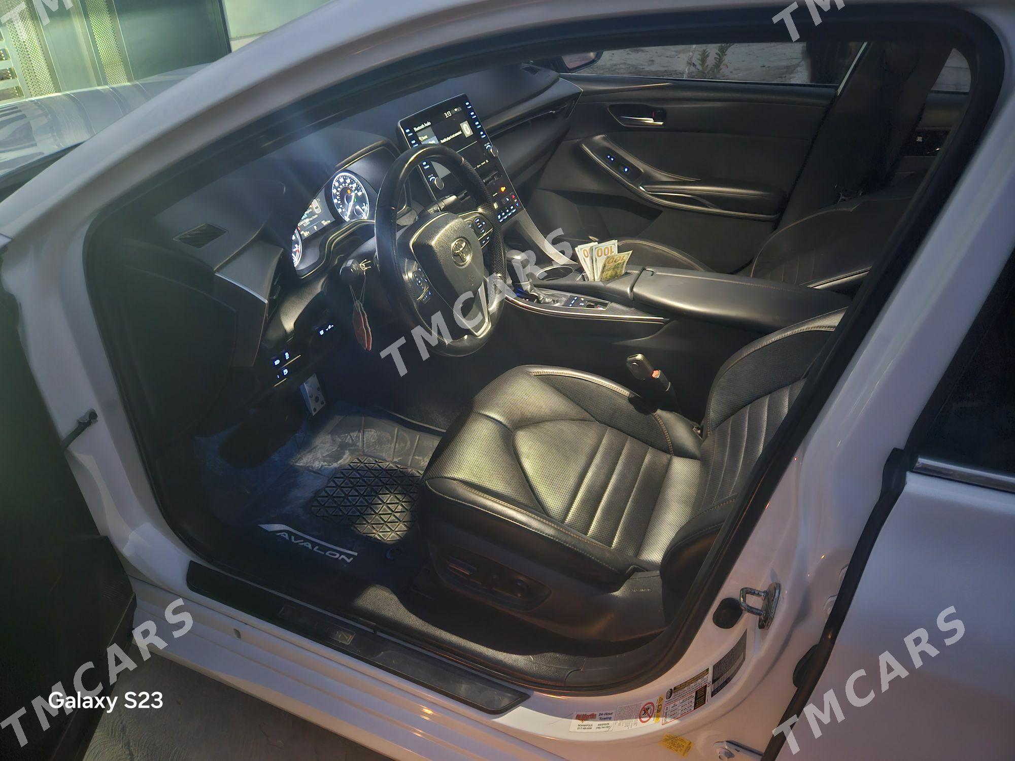 Toyota Avalon 2019 - 420 000 TMT - Gyzylarbat - img 2