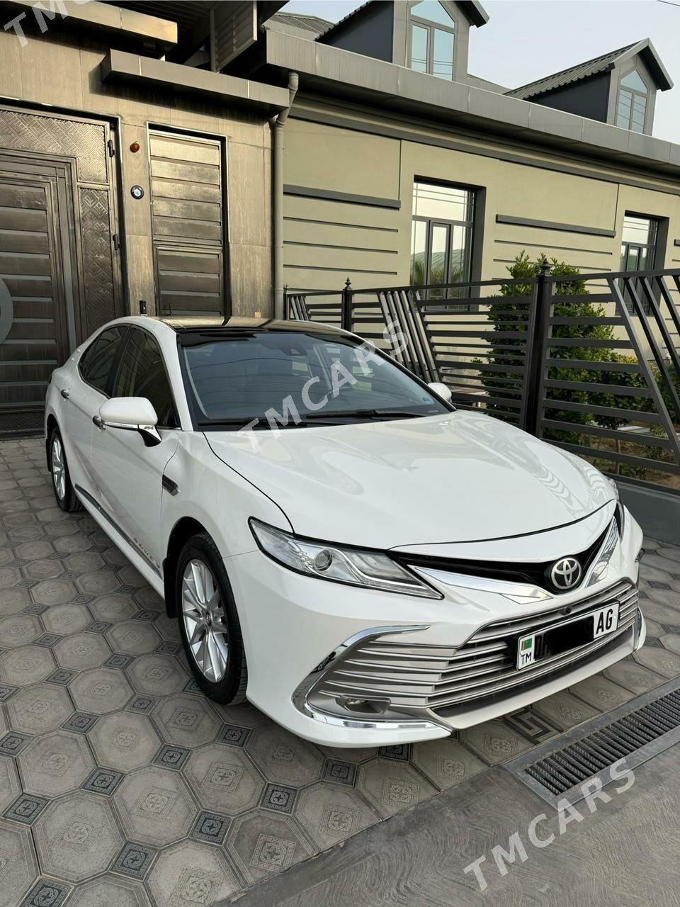 Toyota Camry 2019 - 245 000 TMT - Ашхабад - img 3