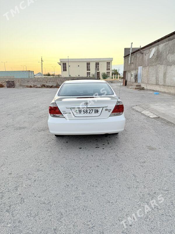 Toyota Camry 2004 - 192 000 TMT - Гызыларбат - img 4