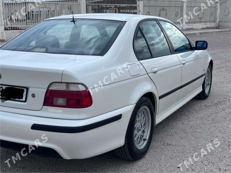 BMW E39 2003 - 126 000 TMT - Туркменбаши - img 3