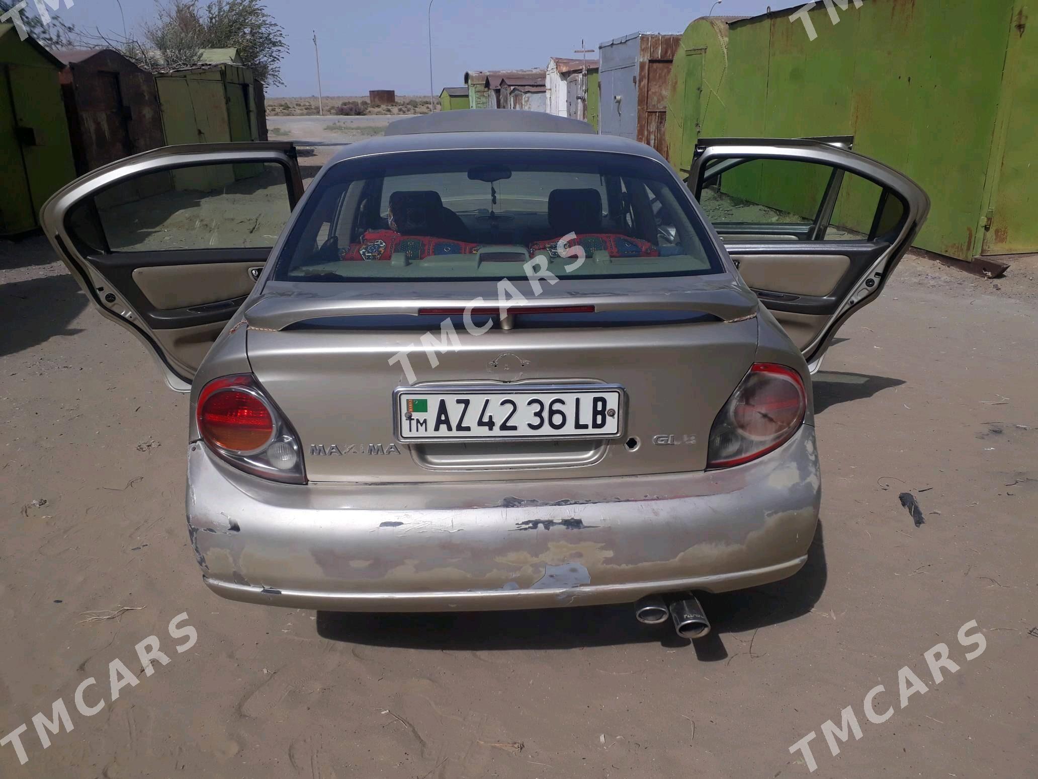 Nissan Maxima 2003 - 65 000 TMT - Сейди - img 2